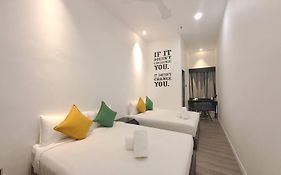 The Artz Hotel
